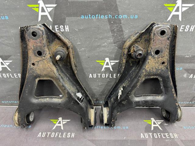 8200942407 RENAULT Рычаг передней подвески левый купить в Днепр