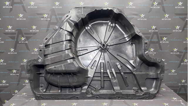 Колесная ниша 8200948423 RENAULT