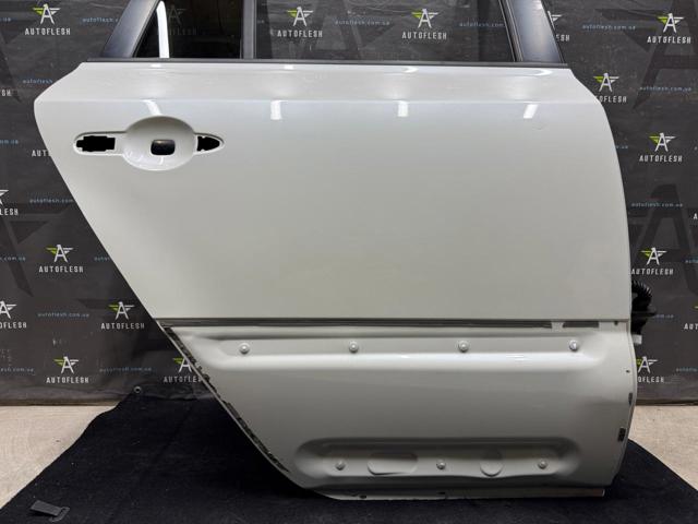 821000024R Дверь задняя правая купить Харьков