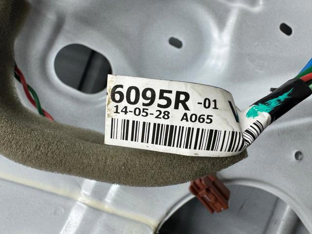 821000024R RENAULT Дверь задняя правая купить в Днепр