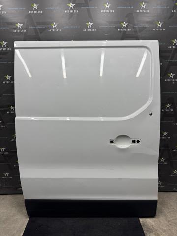 Дверь боковая (сдвижная) 821003024R RENAULT