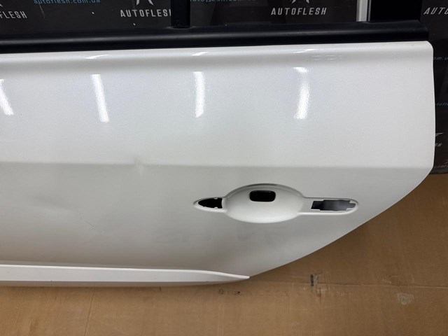 821010025R RENAULT Дверь задняя левая купить в Кривой Рог