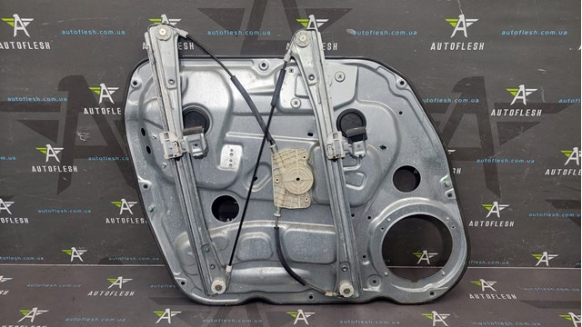 824021D010 HYUNDAI Механизм стеклоподъемника двери передней правой купить в Кривой Рог