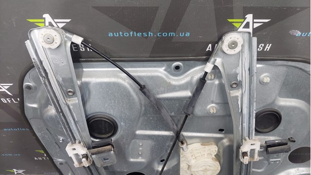 824021D010 HYUNDAI Механизм стеклоподъемника двери передней правой купить в Чернигов