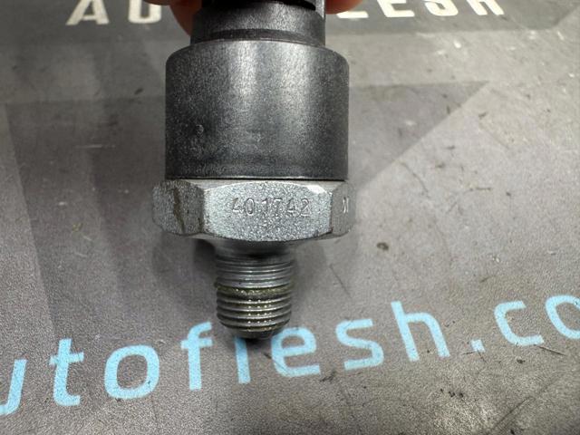 8353060020 TOYOTA Датчик давления масла купить в Ровно