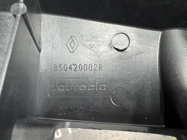 RENAULT 850420002R Кронштейн бампера заднего центральный в наличии Винница