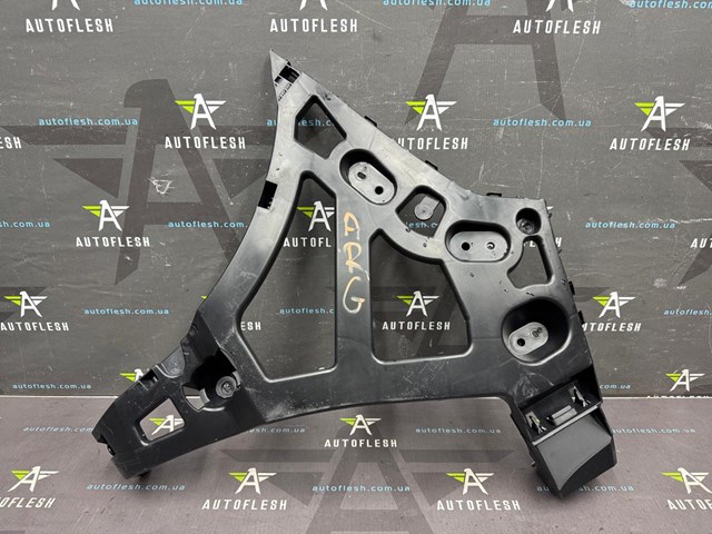Кронштейн бампера заднего, левый 850420009R RENAULT