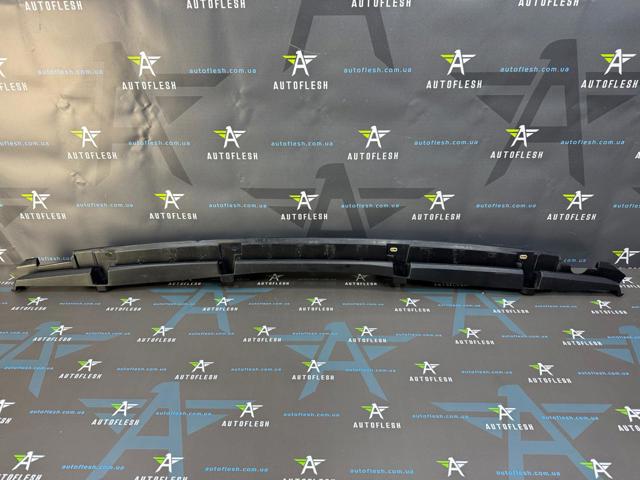 RENAULT 850427214R Кронштейн бампера заднего центральный в наличии Черкассы