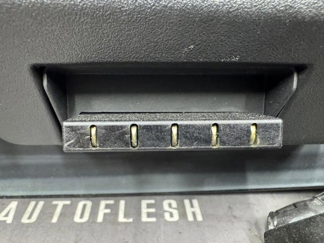 HYUNDAI 871112E021 Стекло багажника двери 3/5-й задней (ляды) в наличии Винница