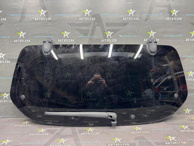 Окно двери задка 871112E021 HYUNDAI