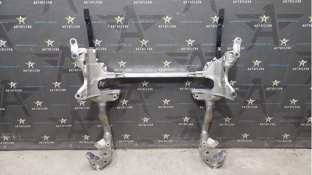 Крабобалка передней подвески 8R0399315K VAG