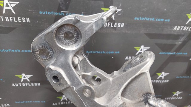 8R0399315K VAG Подрамник передний купить в Полтава