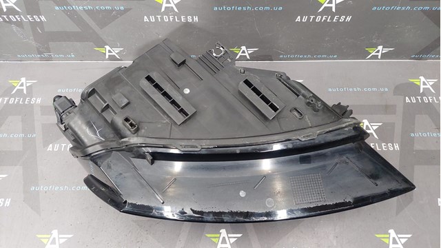 8R0998029F VAG Фара левая купить в Украина
