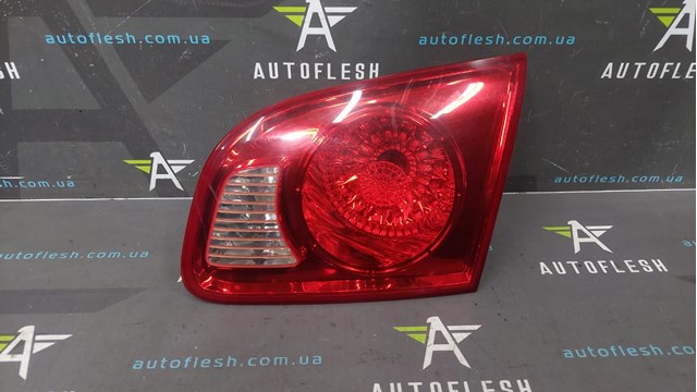 Фонарь задний правый, внутренний 924062B020 HYUNDAI