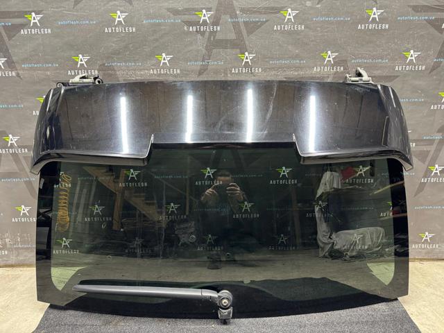 Окно двери задка 95554501116 PORSCHE