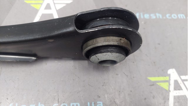 PORSCHE 95833104500 Верхний левый рычаг задней подвески в наличии Черновцы