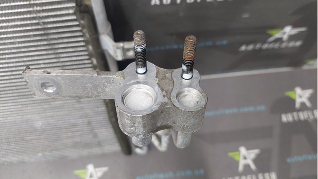 976061D200 HYUNDAI Радиатор кондиционера купить в Днепр