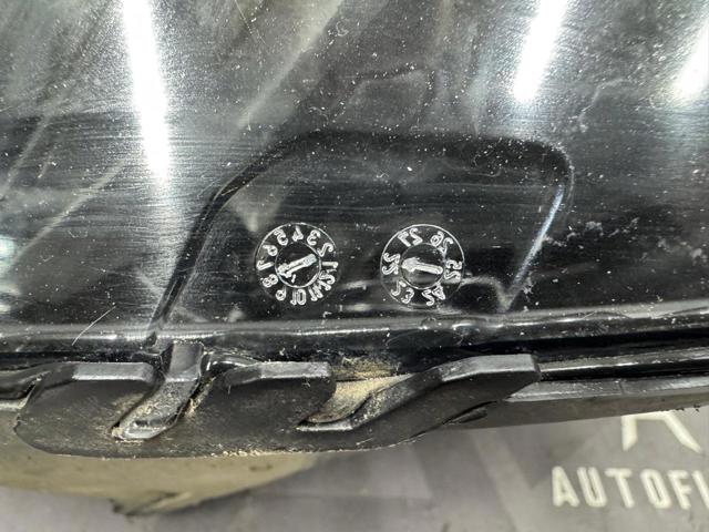 9808567680 PEUGEOT Правая фара купить в Хмельницкий