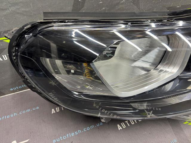 PEUGEOT 9808567680 Правая фара в наличии Запорожье