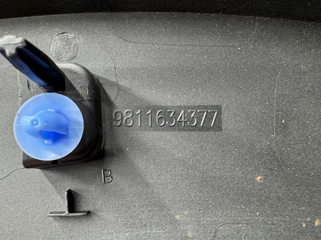 PEUGEOT 98116343XT Расширитель (накладка) арки заднего крыла левый в наличии Ровно