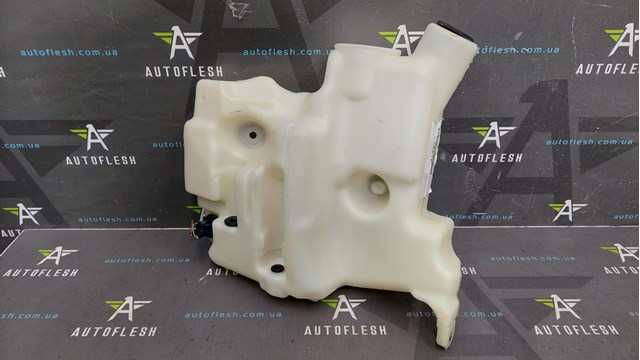 Водяной бачок омывателя стекла A1648600960 MERCEDES