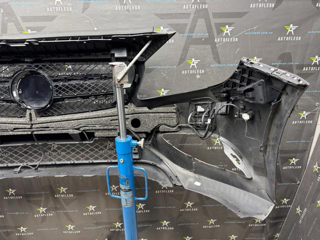 MERCEDES A1768800940 Передний бампер в наличии Днепр