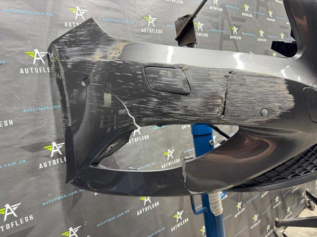 MERCEDES A1768800940 Передний бампер в наличии Тернополь