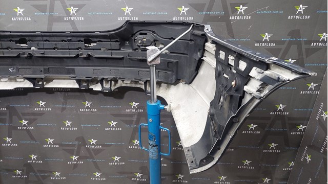 MERCEDES A2038850265 Кронштейн бампера заднего центральный в наличии Ирпень