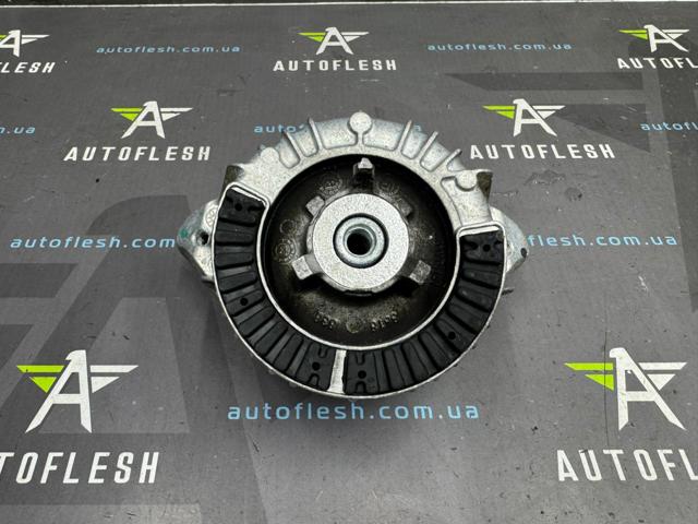 Гидроопора двигателя левая A2042400217 MERCEDES