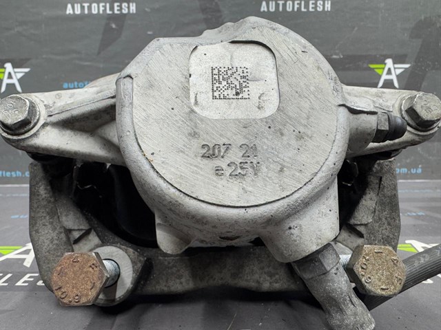 MERCEDES A2044212381 Суппорт тормозной передний левый в наличии Украина