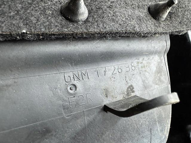 A2046902130 MERCEDES Подкрылок задний правый купить в Украина