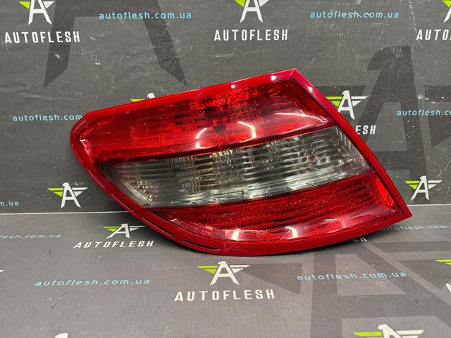 Задний левый стоп A2048202964 MERCEDES