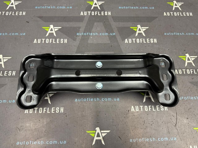 MERCEDES A2112421001 Балка крепления коробки передач в наличии Каменское