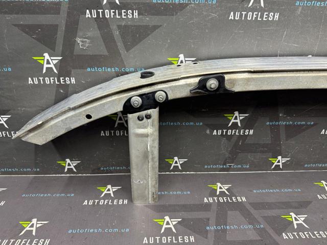 MERCEDES A2116200534 Усилитель переднего бампера в наличии Ровно