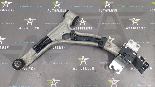 Рычаг передний нижний левый A2463301707 MERCEDES