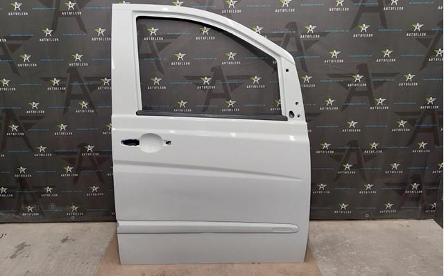Пассажирская передняя дверь A6397201105 MERCEDES