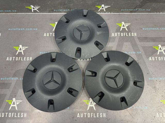 Колпак колесного диска A9064010025 MERCEDES