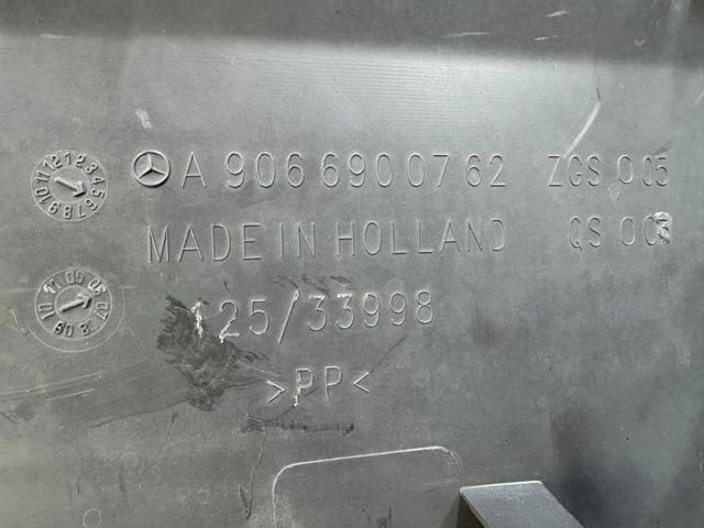 VAG A9066900762 Молдинг боковой (сдвижной) двери в наличии Павлоград