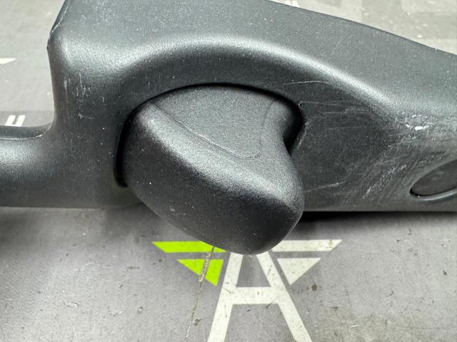 MERCEDES A9067600461 Ручка двери боковой (сдвижной) внутренняя правая в наличии Ужгород