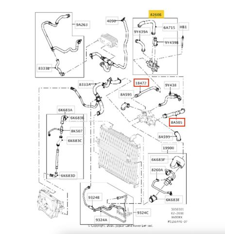 Патрубок системи охолодження LR005819 LAND ROVER