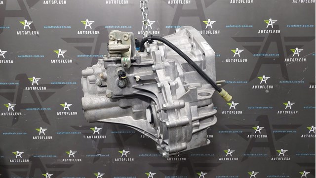 RENAULT ND0002 КПП в наличии Тернополь