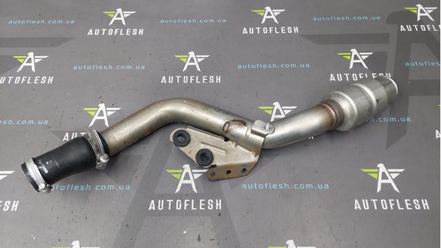 Патрубок интеркуллера PNH500341 LAND ROVER