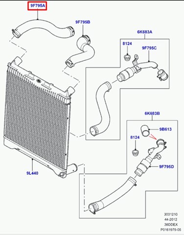 LAND ROVER PNH500371 Шланг (патрубок) интеркуллера в наличии Украина