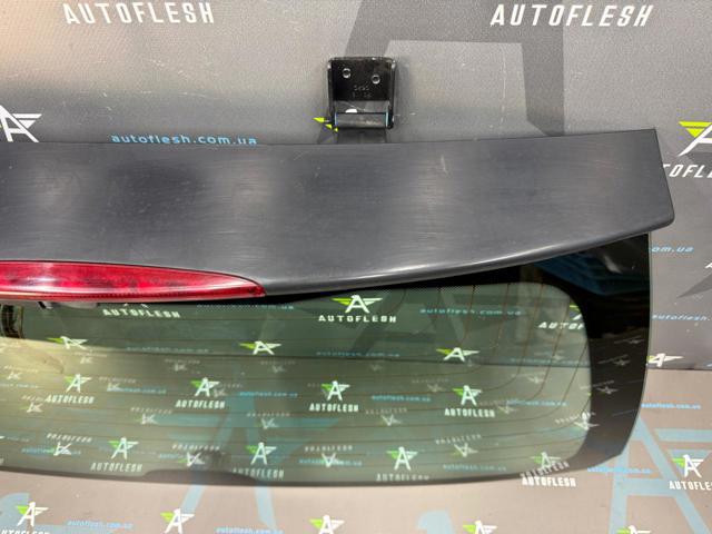 MERCEDES Q0001378V009C41A00 Стекло багажника двери 3/5-й задней (ляды) в наличии Одесса
