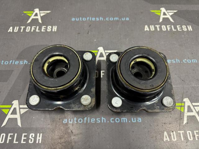 MAZDA TD1134380 Опора переднего амортизатора в наличии Черновцы