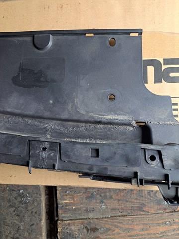 MAZDA TK4850720E Накладка передней панели (суппорта радиатора) верхняя в наличии Кривой Рог