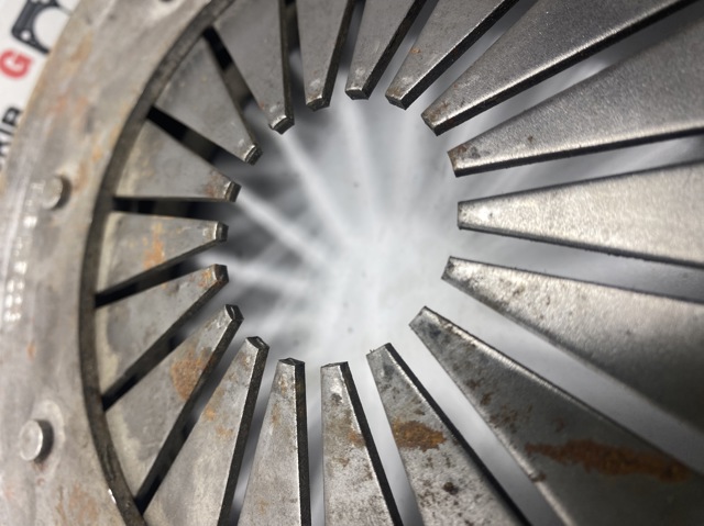 SACHS 3082313041 Корзина сцепления в наличии Николаев