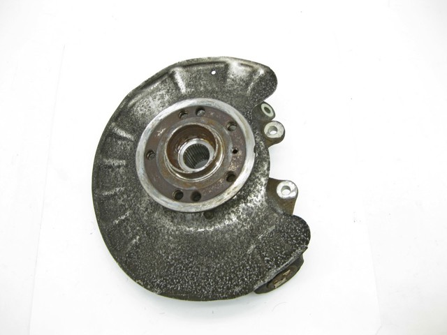 Цапфа (поворотный кулак) задний правый A1663500508 MERCEDES