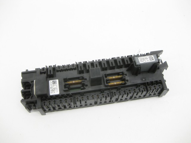 Монтажный блок предохранителей A1665402350 MERCEDES