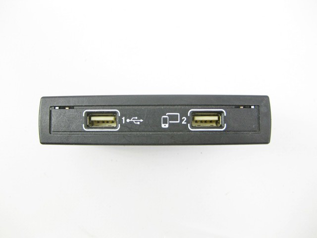 USB-разветвитель A1728201600 MERCEDES